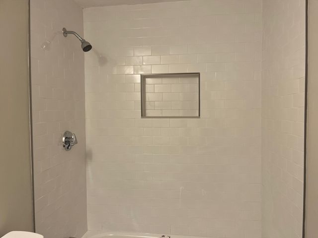 61 Spencer Rd 24I, Boxborough, MA 01719