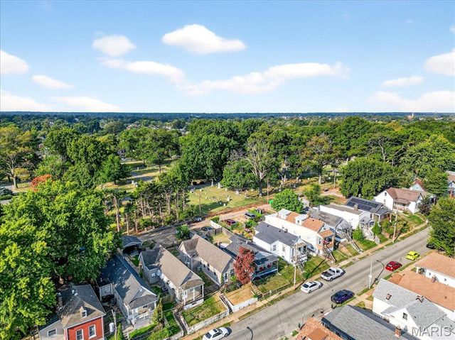 4028 Schiller Place, St Louis, MO 63116