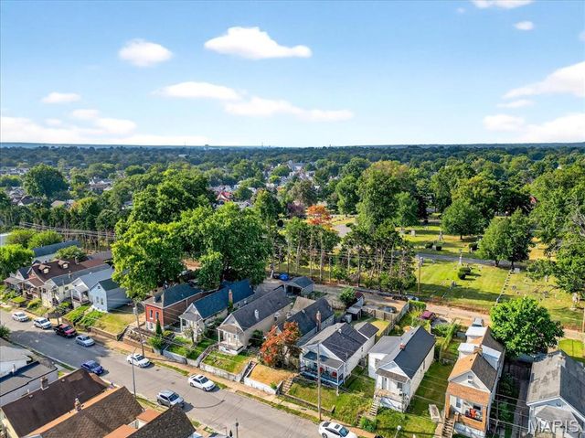 4028 Schiller Place, St Louis, MO 63116