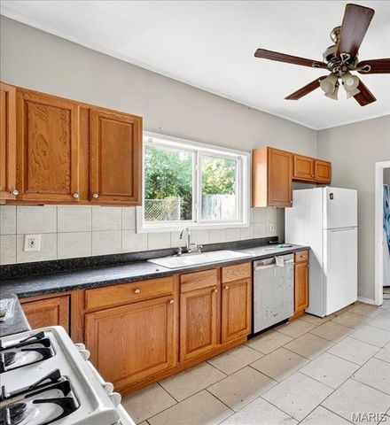 4028 Schiller Place, St Louis, MO 63116