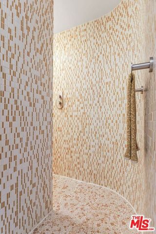 720 S Orange Grove Boulevard 3A, Pasadena, CA 91105