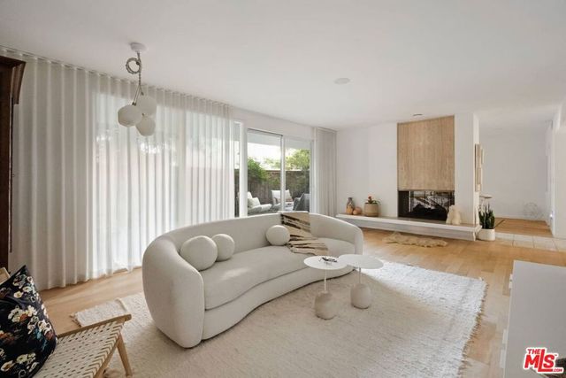 720 S Orange Grove Boulevard 3A, Pasadena, CA 91105