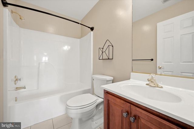 130 TRAVIS CT, Winchester, VA 22602