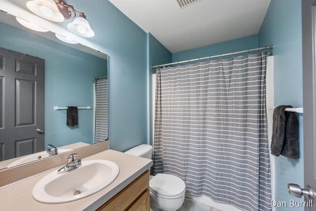 2896 Barcroft Drive, Wyoming, MI 49418