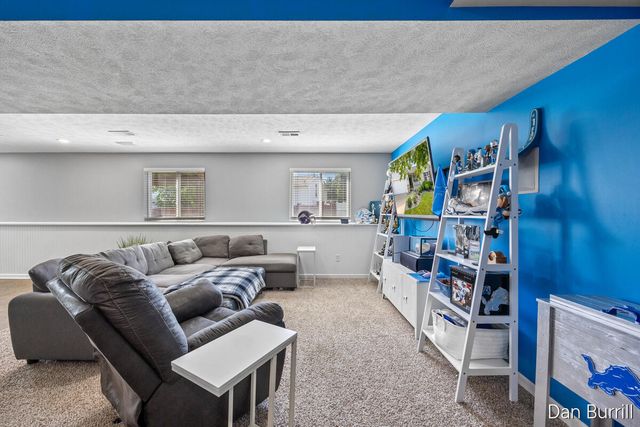 2896 Barcroft Drive, Wyoming, MI 49418