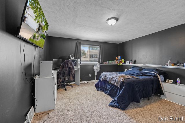 2896 Barcroft Drive, Wyoming, MI 49418