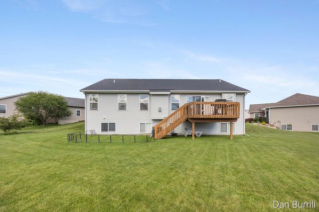 2896 Barcroft Drive, Wyoming, MI 49418