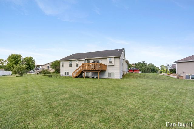 2896 Barcroft Drive, Wyoming, MI 49418