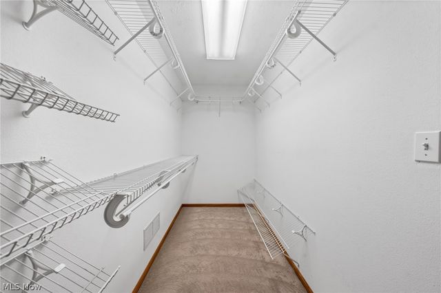 25 S Van Buren Avenue, Barberton, OH 44203