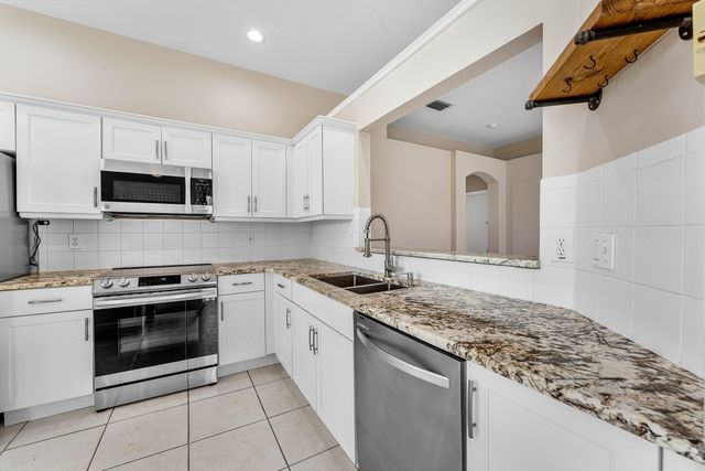 4144 Manor Forest Trail, Boynton Beach, FL 33436