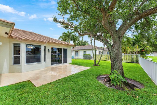 4144 Manor Forest Trail, Boynton Beach, FL 33436