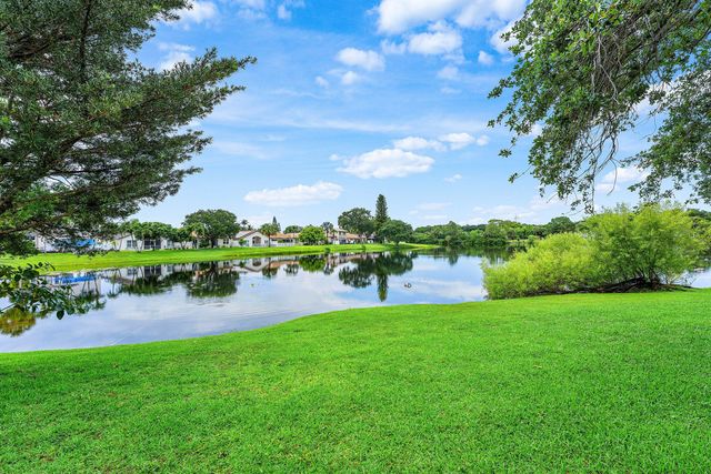 4144 Manor Forest Trail, Boynton Beach, FL 33436