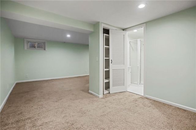 10006 Linden Street, Overland Park, KS 66207