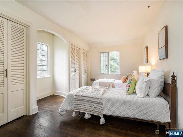69 Stewart Road, Essex Fells, NJ 07021