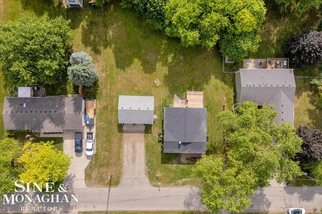 985 Fairledge Avenue, Lake Orion, MI 48362