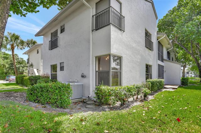 4771 NW 22nd Street 42121, Coconut Creek, FL 33063