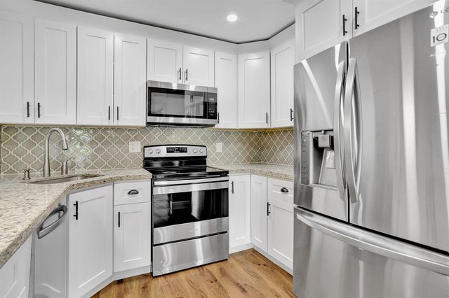 4771 NW 22nd Street 42121, Coconut Creek, FL 33063