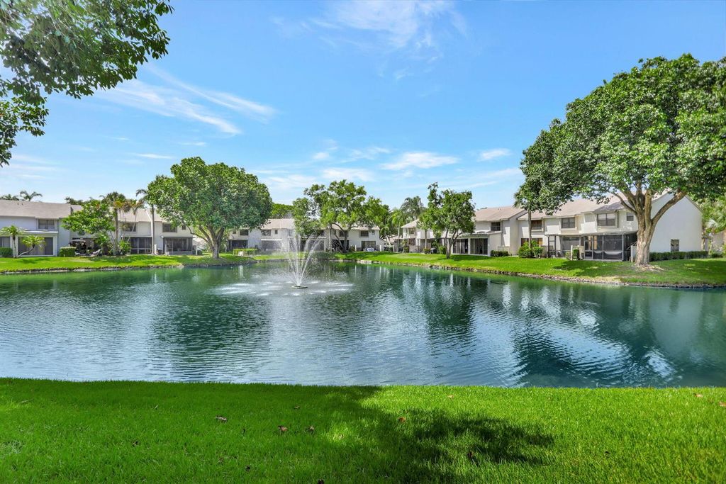 4771 NW 22nd Street 42121, Coconut Creek, FL 33063