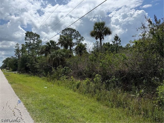 4260 22nd AVE SE, Naples, FL 34117