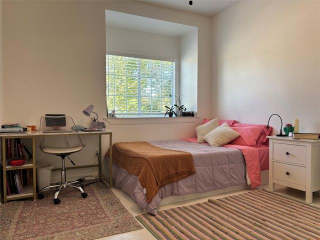 338 Sailmaster ST, Lakeway, TX 78734