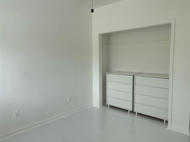 338 Sailmaster ST, Lakeway, TX 78734