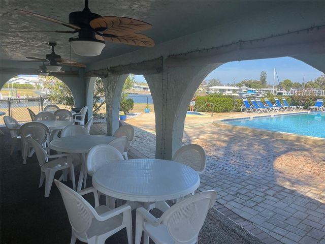 150 ENGLEWOOD ISLES PARKWAY 304, Englewood, FL 34223