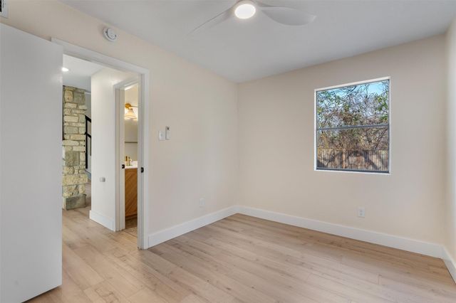 1702 Cinnamon PATH, Austin, TX 78704