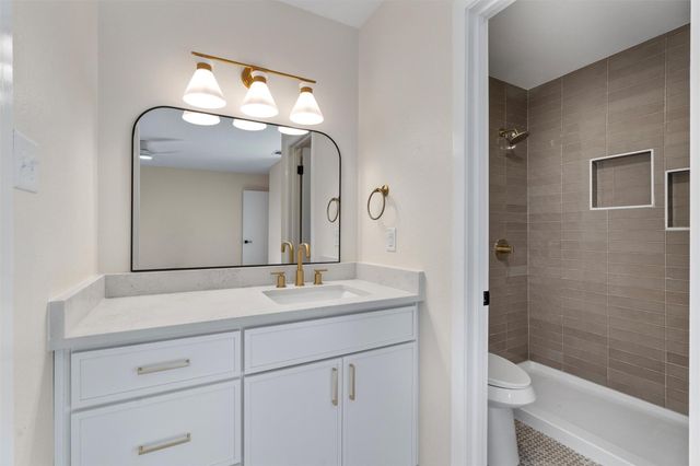 1702 Cinnamon PATH, Austin, TX 78704