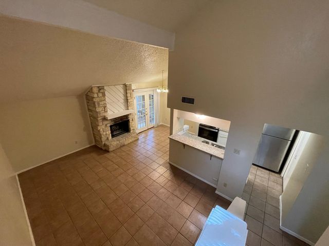 1702 Cinnamon PATH, Austin, TX 78704