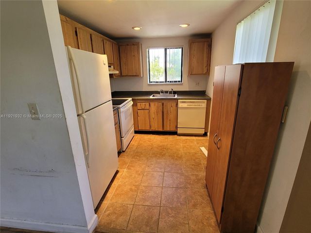 1245 S Flagler Ave 305, Pompano Beach, FL 33060