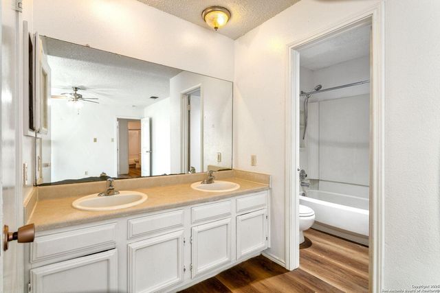 7026 Elmbank, San Antonio, TX 78244