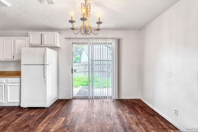 7026 Elmbank, San Antonio, TX 78244