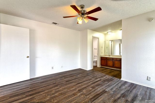 7026 Elmbank, San Antonio, TX 78244