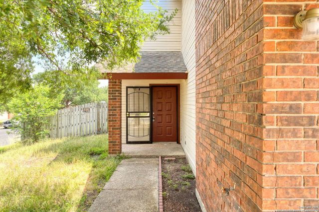 7026 Elmbank, San Antonio, TX 78244
