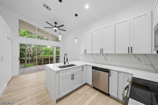 13609 Admiral CT, Fort Myers, FL 33912