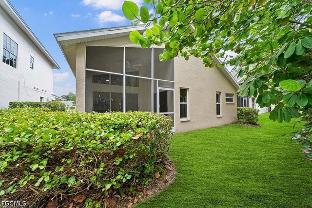 13609 Admiral CT, Fort Myers, FL 33912