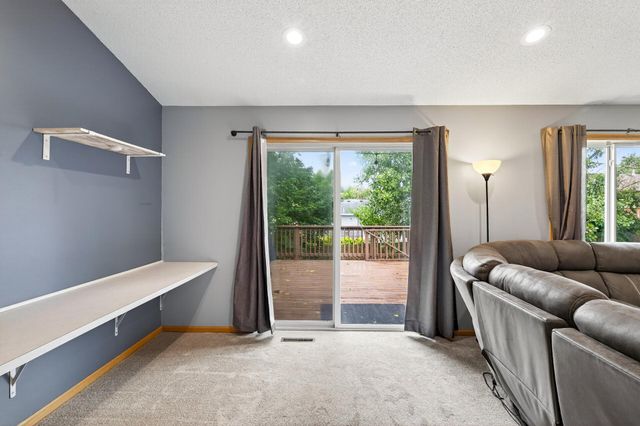 1820 Highland Trail, Saint Cloud, MN 56301