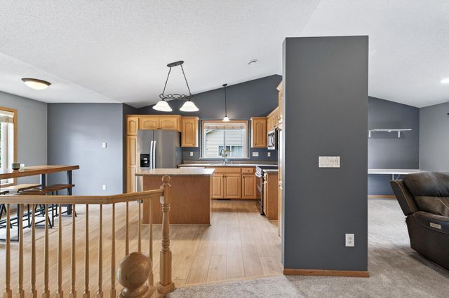 1820 Highland Trail, Saint Cloud, MN 56301