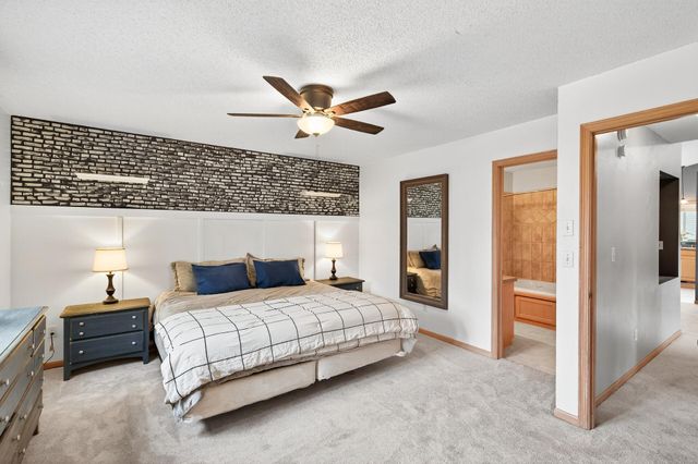 1820 Highland Trail, Saint Cloud, MN 56301