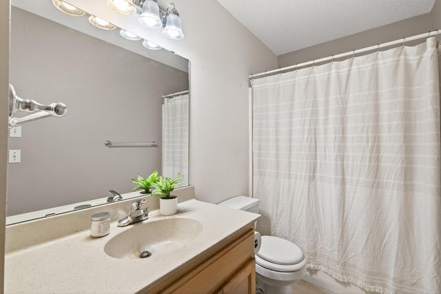 1820 Highland Trail, Saint Cloud, MN 56301