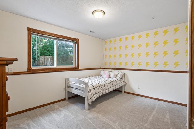 1820 Highland Trail, Saint Cloud, MN 56301