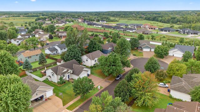 1820 Highland Trail, Saint Cloud, MN 56301