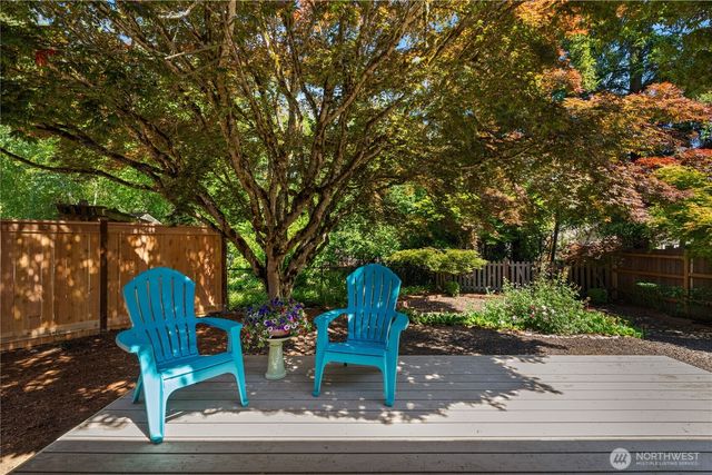 22108 SE 251st Court, Maple Valley, WA 98038