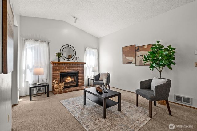 22108 SE 251st Court, Maple Valley, WA 98038