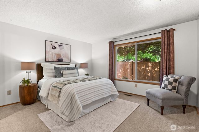 22108 SE 251st Court, Maple Valley, WA 98038