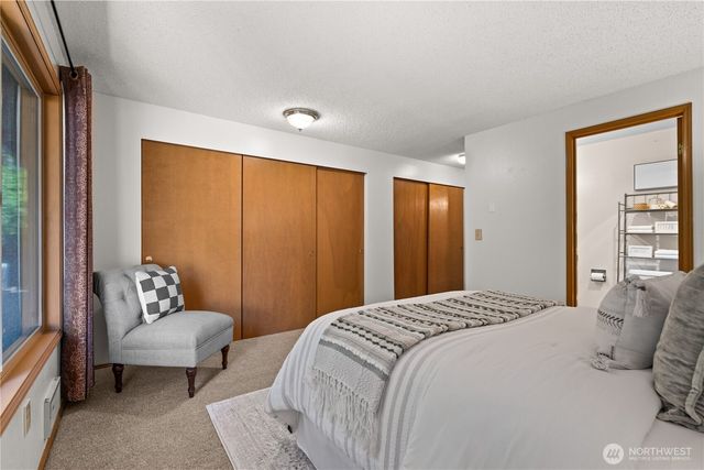 22108 SE 251st Court, Maple Valley, WA 98038