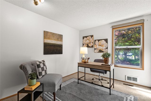 22108 SE 251st Court, Maple Valley, WA 98038