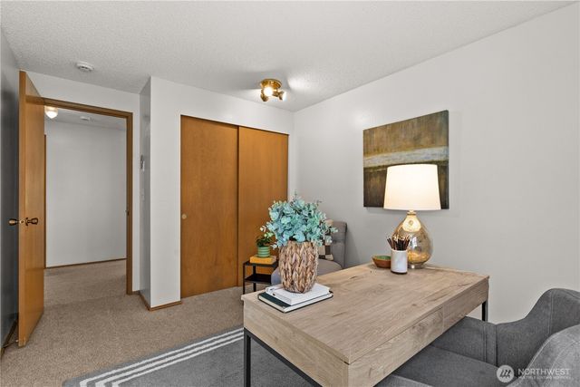 22108 SE 251st Court, Maple Valley, WA 98038