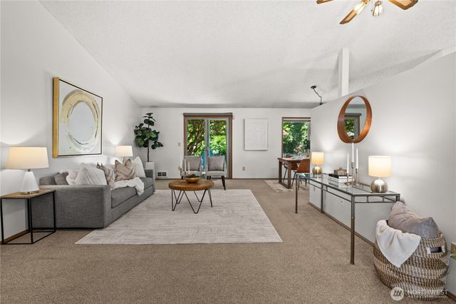 22108 SE 251st Court, Maple Valley, WA 98038
