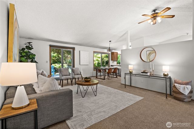 22108 SE 251st Court, Maple Valley, WA 98038
